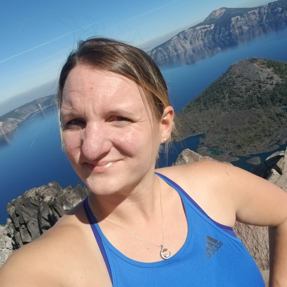 Meet your Posher, Ally